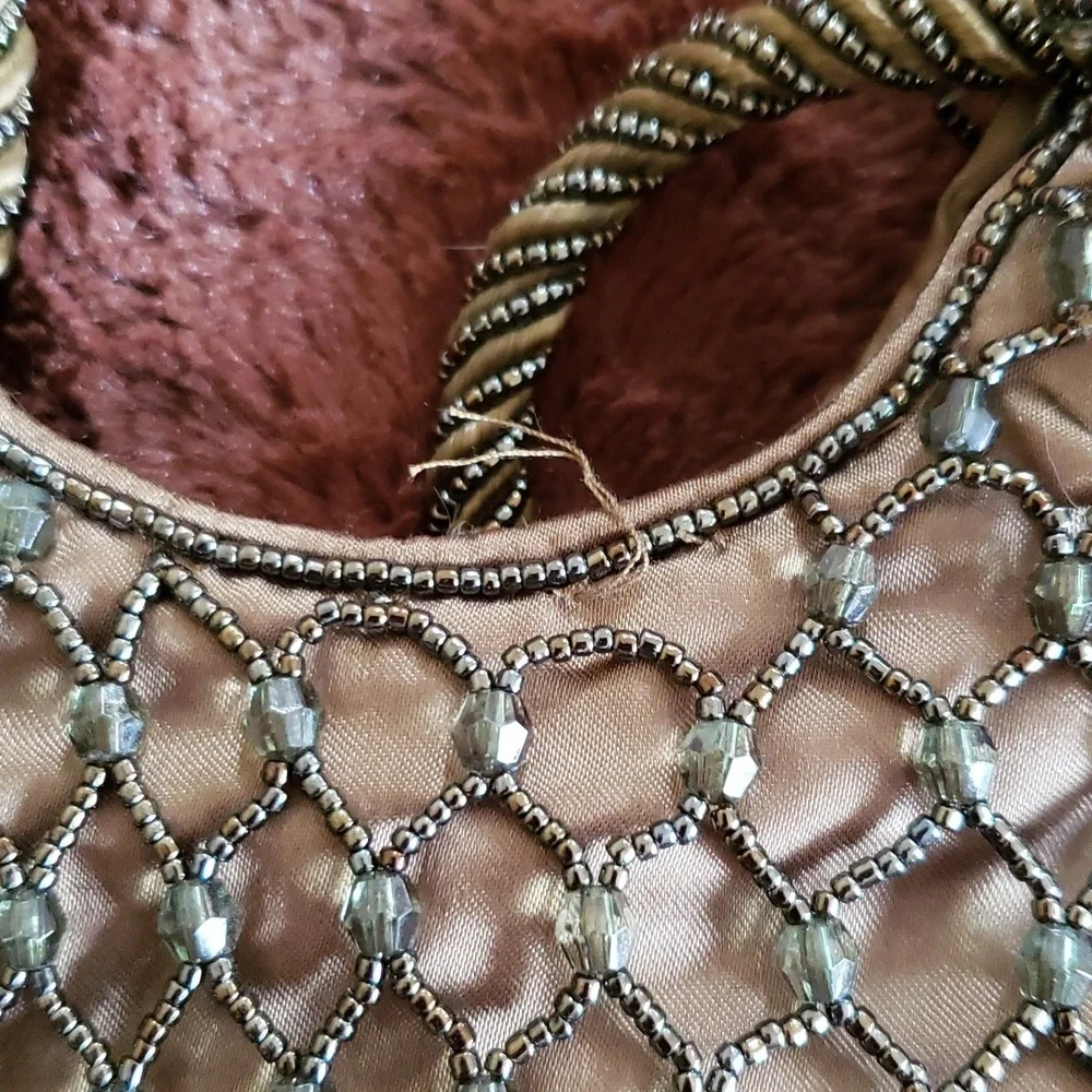 SOLD - Eye-catching green beaded purse - Picture 5 of 5